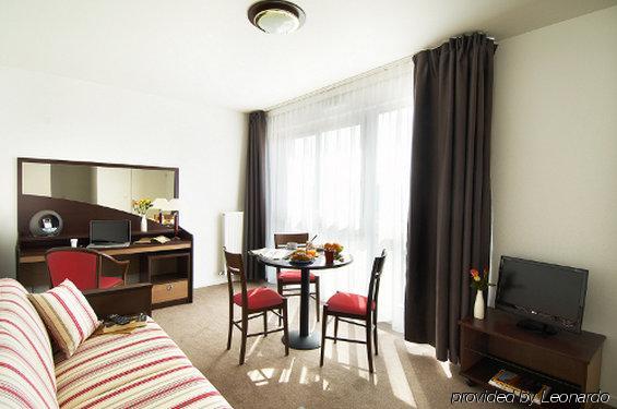 Appart'City Confort Paris Clichy - Mairie Room photo